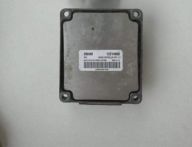 Компьютер двигателя 12214860 OPEL