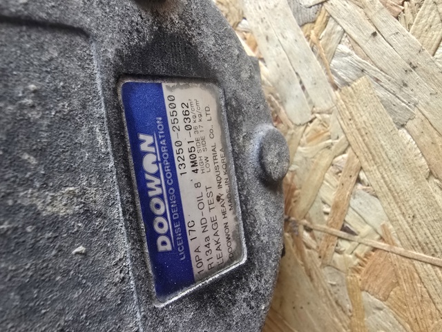 Компрессор кондиционера 1325025500 HYUNDAI