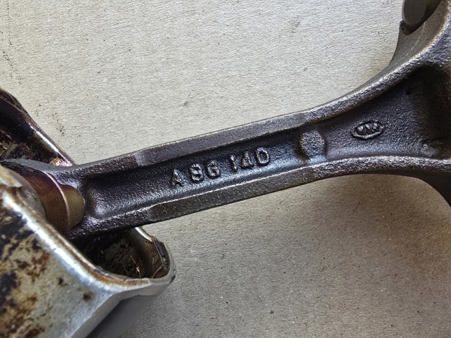 HYUNDAI 2351026430 Шатун поршня двигателя в наличии Каменское