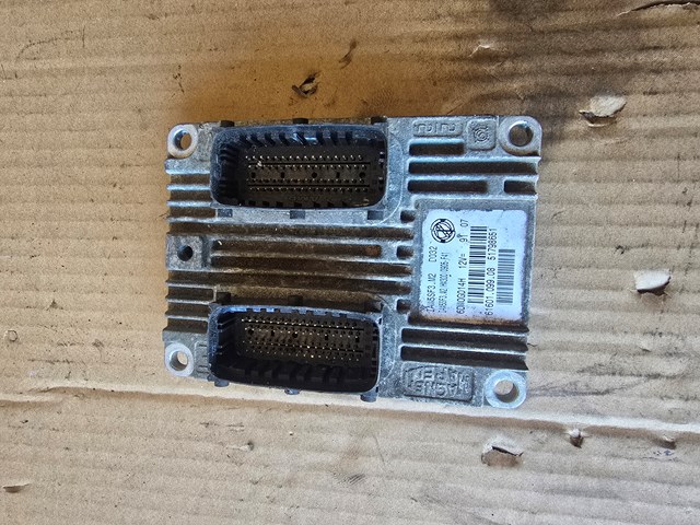 Мозги двигателя 51798651 FIAT