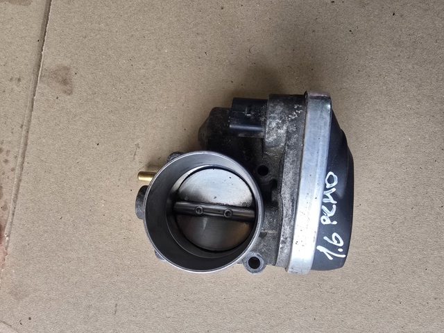 Заслонка воздушная 8200190230 RENAULT