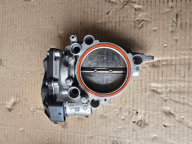 Заслонка воздушная 8601651 BMW