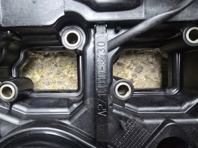 A2710100630 MERCEDES Клапанная крышка купить в Сумы
