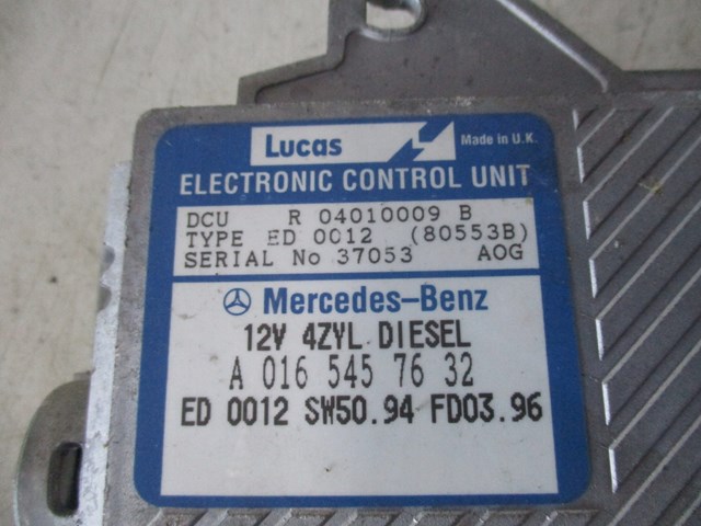 Комп'ютер контролера двигуна mercedes c220 2.2d 1996 код: 10004 A0165457632