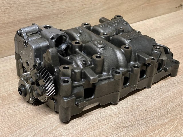 03G103537B Насос масляный купить Украина