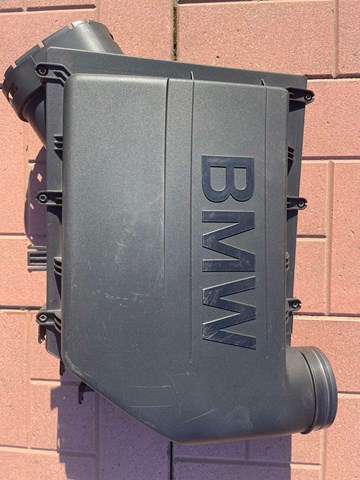 Корпус воздушного фильтра в сборе 13717583725 BMW