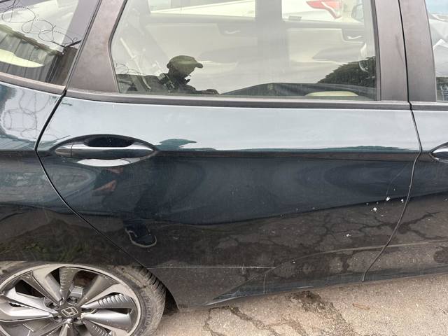 Задняя правая дверь 67510TRTA91ZZ HONDA