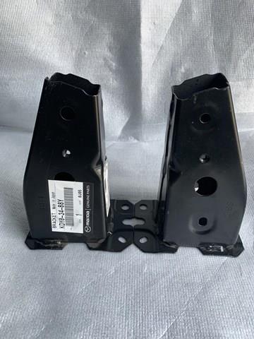 KDY03488Y MAZDA Кронштейн передней балки купить в Черкассы