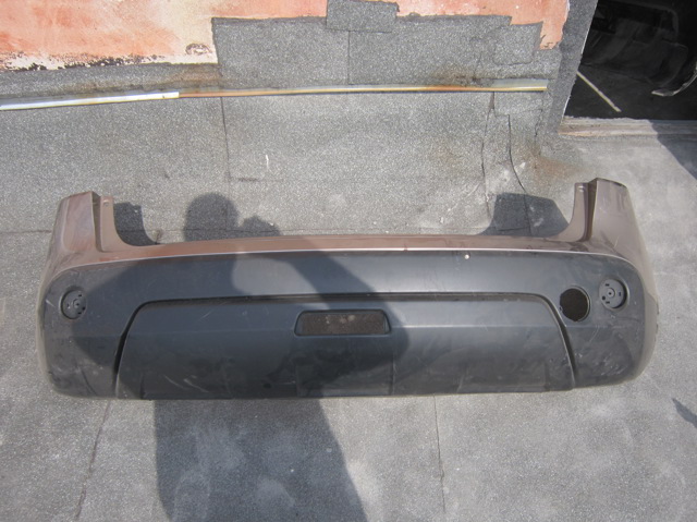 Бампер задний 85022BR00H NISSAN