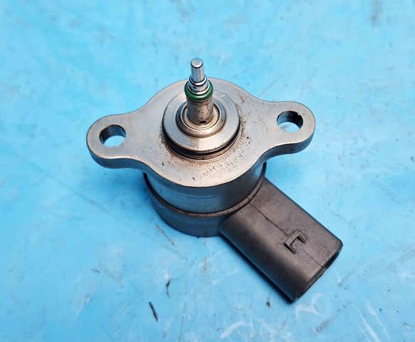 0281002750 BOSCH Регулятор давления топлива купить в Кривой Рог