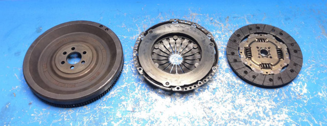 VAG 038105273E в наличии Полтава