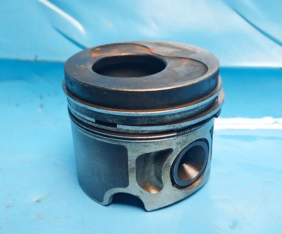 Поршень в комплекте на 1 цилиндр, STD Skoda SuperB 2