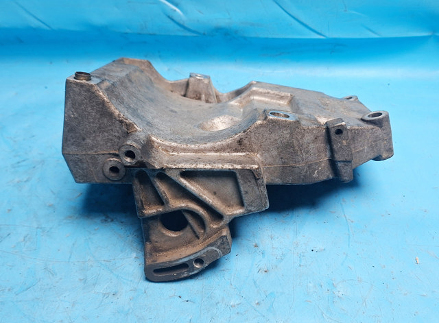 038260885C VAG Кронштейн компрессора кондиционера купить в Украина