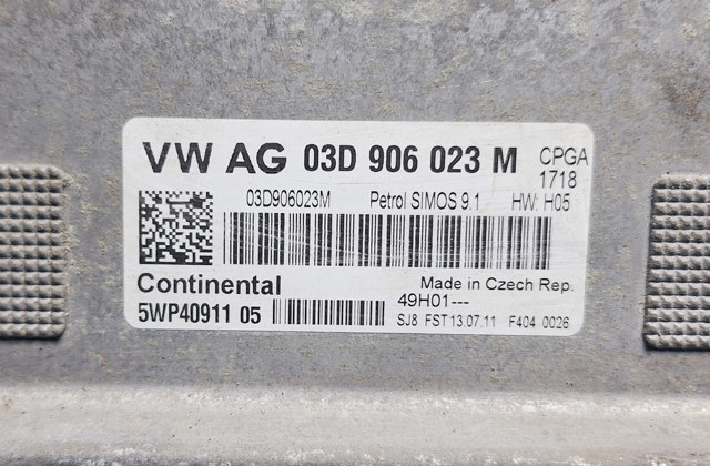 VAG 03D906023M Модуль управления (ЭБУ) двигателем в наличии Полтава