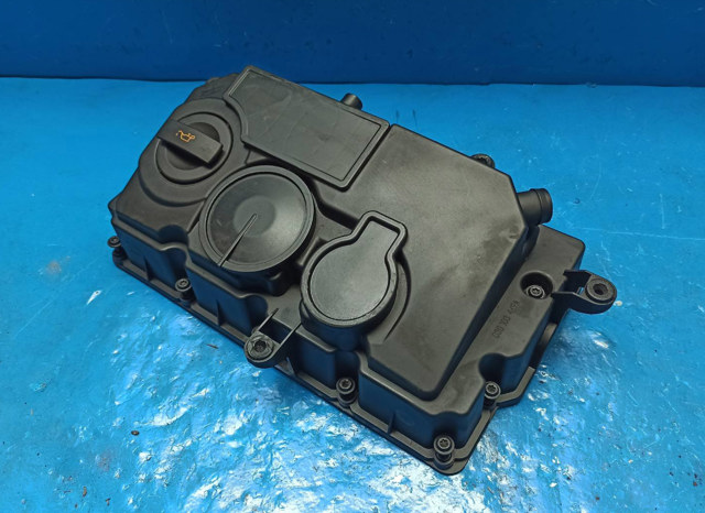Крышка клапанная 03G103475D VAG