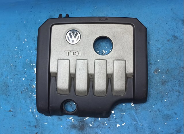 Экран двигателя Volkswagen Passat B6