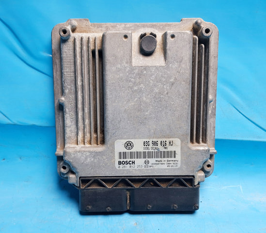 Компьютер двигателя 03G906016HJ VAG