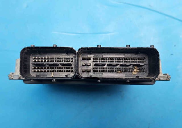 VAG 03G906018EH Блок управления двигателем в наличии Украина