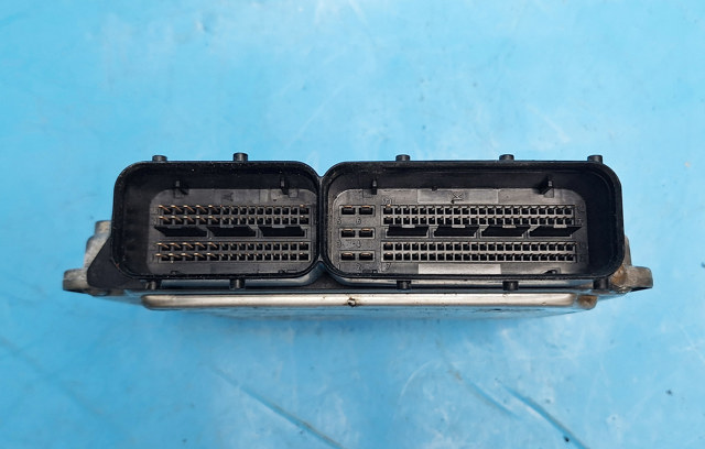 VAG 03G906021JG Блок управления двигателем в наличии Сумы