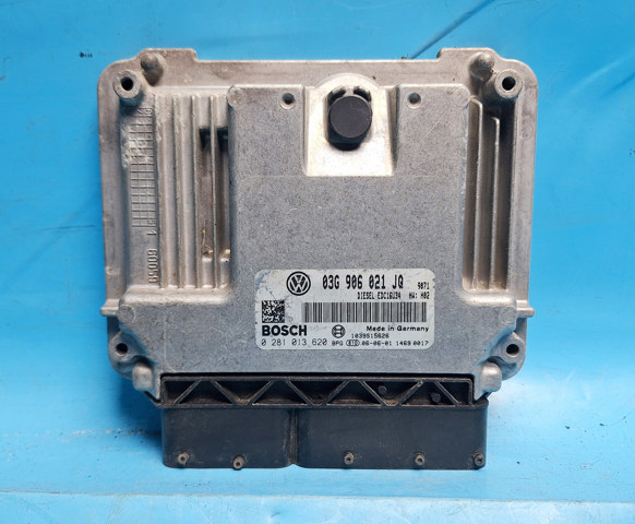 Электронный блок управления двигателем 03G906021JQ VAG