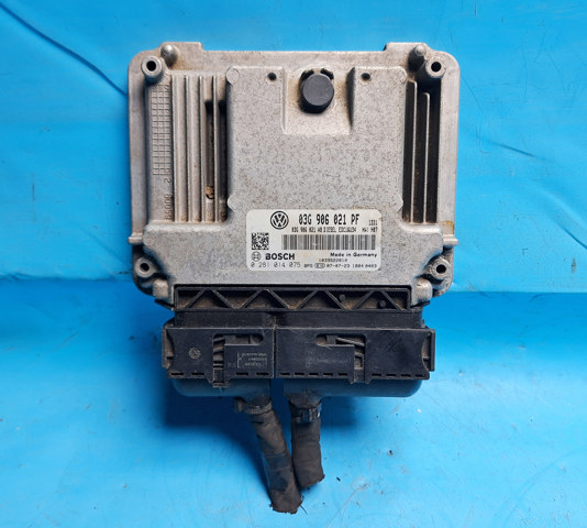 ЭБУ двигателем 03G906021PF VAG