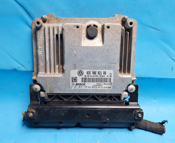 Модуль управления двигателем 03G906021RQ VAG