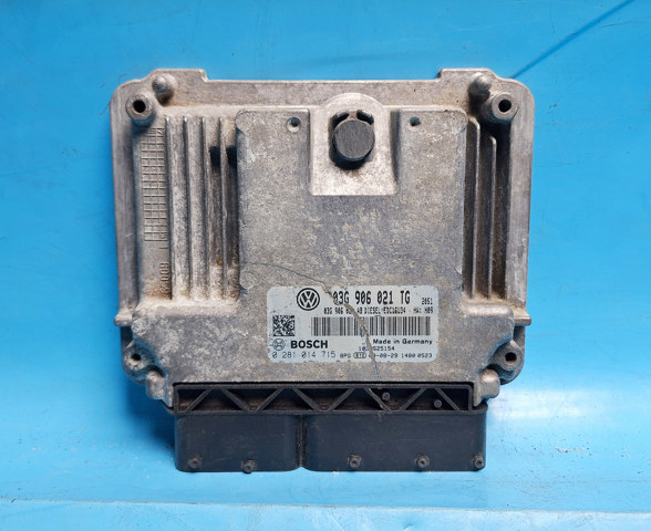 Электронный блок управления двигателем 03G906021TG VAG