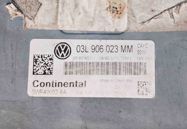 VAG 03L906023MM Блок управления двигателем в наличии Харьков
