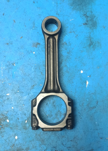 Шатун поршня двигателя 044198401A VAG