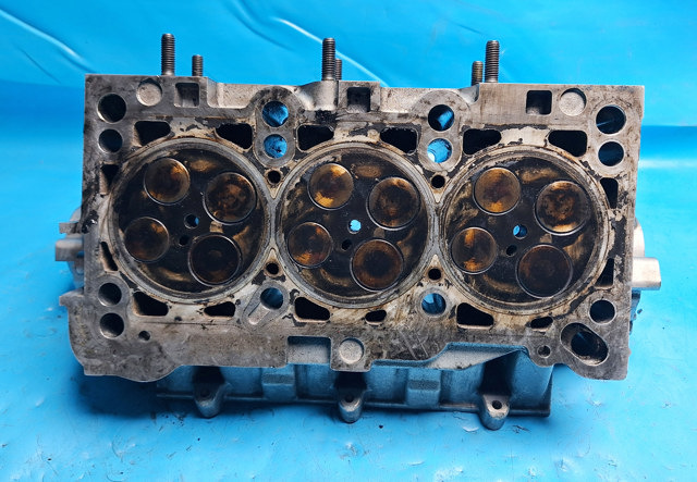 VAG 059103266FX Головка блока цилиндров (ГБЦ) левая в наличии Кривой Рог