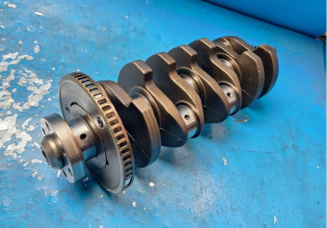 Коленчатый вал Seat Ibiza 3