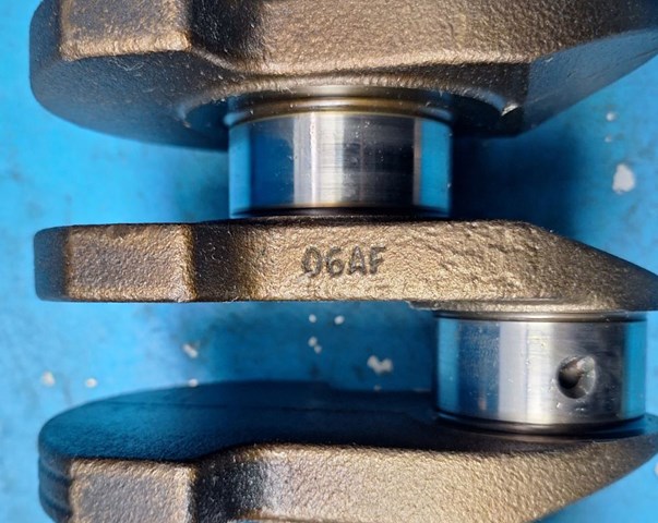 VAG 06A105021G Коленвал двигателя в наличии Ужгород