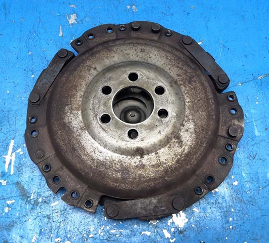 Корзина диска сцепления 06A141025A VAG