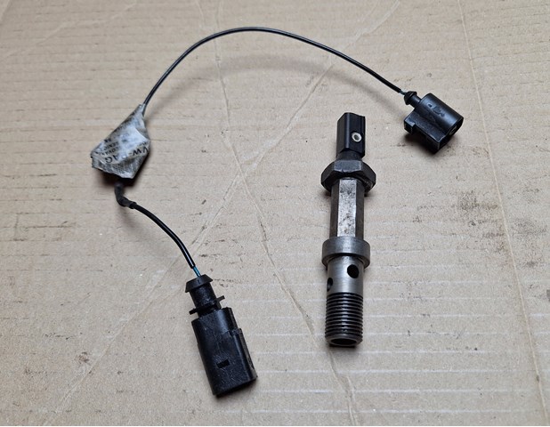 06A919081F Датчик давления масла купить Житомир