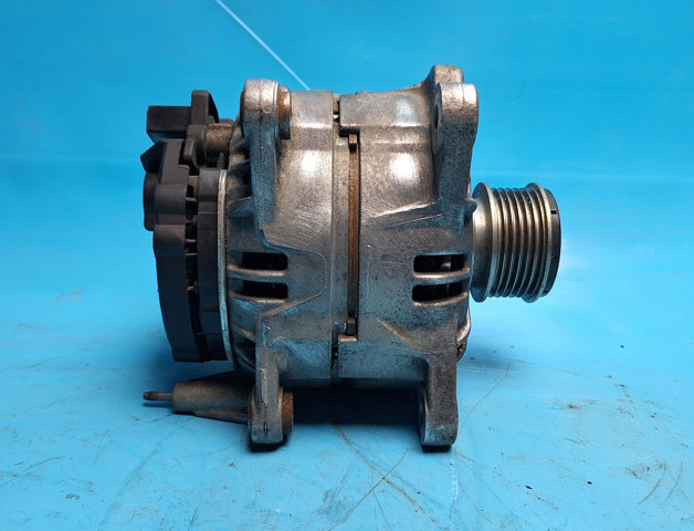 BOSCH 06F903023F Генератор в наличии Киев