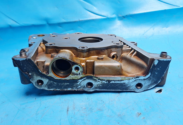 FORD 1072052 Насос масляный в наличии Черновцы