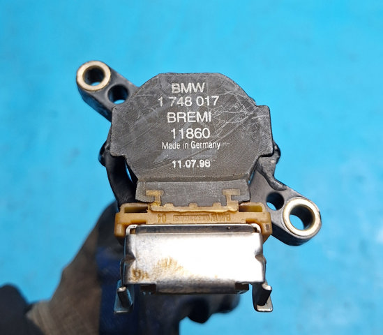 BMW 1748017 Катушка зажигания в наличии Каменское