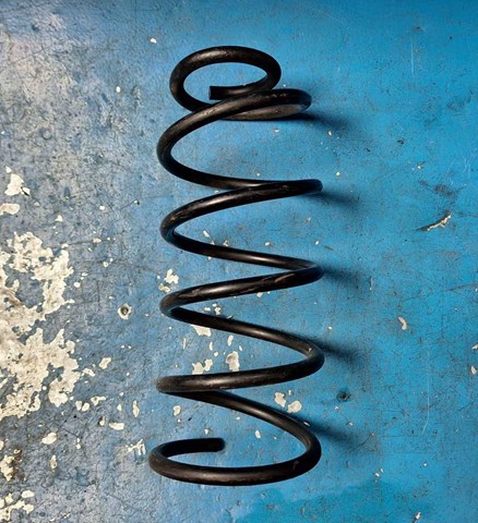 Пружина передней подвески 1J0411105AE VAG