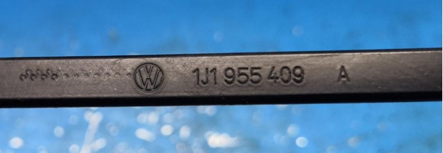 VAG 1J1955409A Рычаг-поводок стеклоочистителя лобового стекла в наличии Ужгород