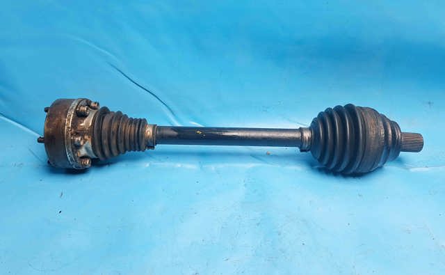Левая полуось 1K0407271DQ VAG