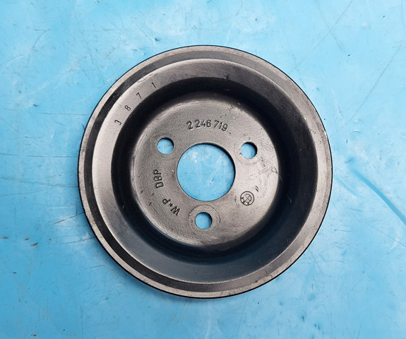 2246719 BMW Шкив насоса ГУР купить в Черновцы