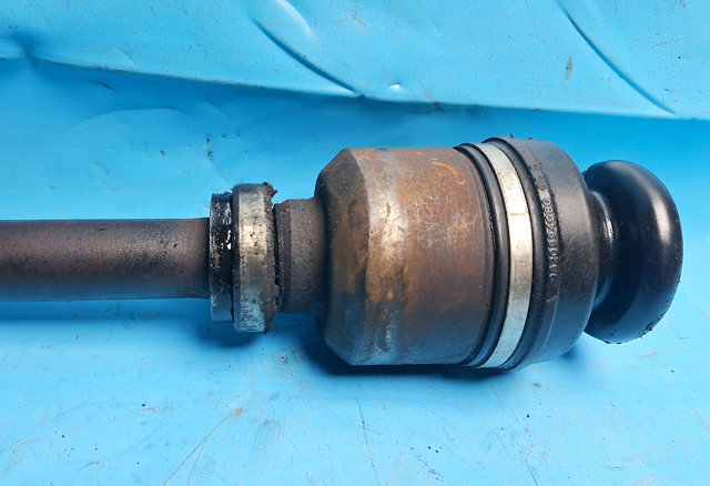 PEUGEOT 3273AE Правая полуось в наличии Черновцы
