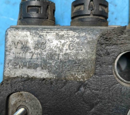 3C0711265AE VAG Трос переключения передач купить в Киев