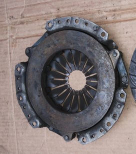 Нажимной диск сцепления 4130023030 HYUNDAI