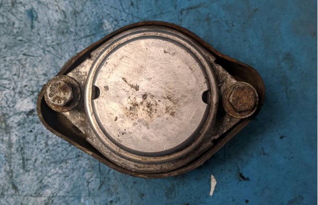 4B0399151M Подушка трансмиссии (опора коробки передач) купить Сумы