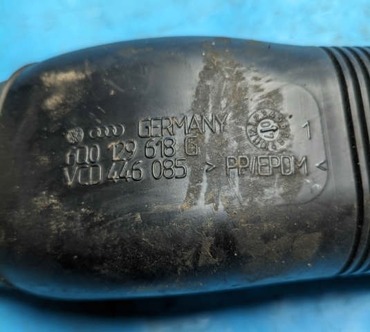 6Q0129618G Впускной патрубок воздушного фильтра купить Ирпень