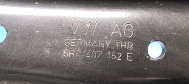 VAG 6R0407152 Рычаг передней подвески нижний правый в наличии Николаев