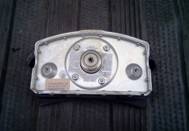 RENAULT 7700353368 Подушка безопасности (AIRBAG) водительская в наличии Львов