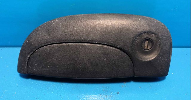 Ручка передней двери наружная, левая 7700354478 RENAULT