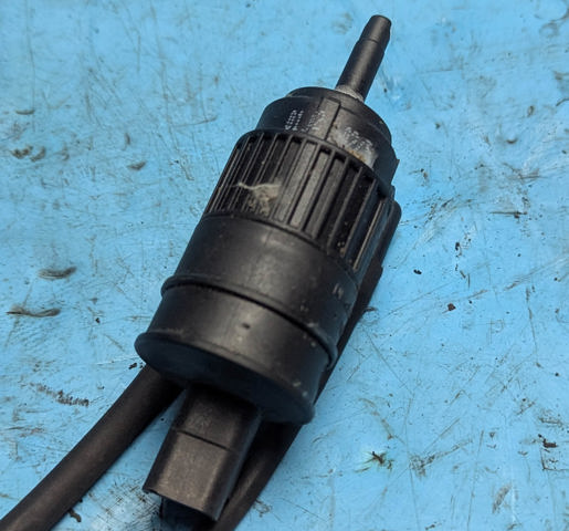 Помпа омывателя стекла передний/задний 7700430702 RENAULT